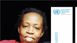 Couverture d'une publication montrant une femme debout sur des béquilles et souriant face caméra.