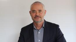 صورة لريتشارد هوارد، المنسق المقيم المعين حديثًا في بابوا غينيا الجديدة.