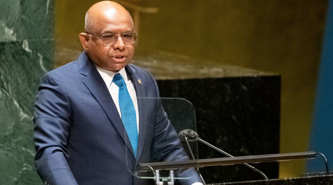 El Presidente de la Asamblea, Abdulla Shahid, se dirige a los miembros de la sesión especial de emergencia de la Asamblea General sobre Ucrania.