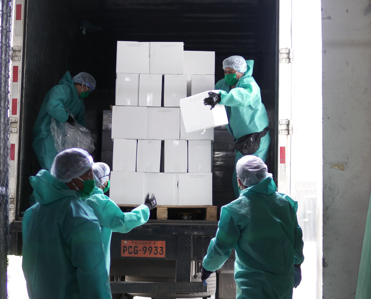 تسليم الإمدادات من قبل اليونيسف وشركائها.